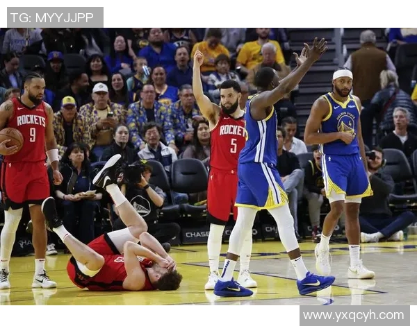 库里连续三场比赛砍下30+震撼联盟，稳固勇士领先位置